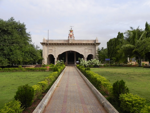 Shivayogamandira
